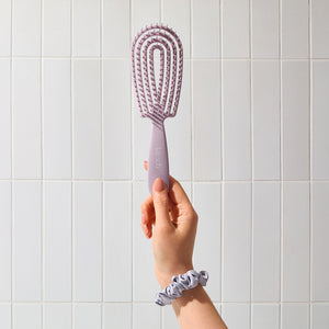 Brosse démêlante flexible violet pâle
