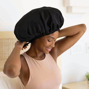 Bonnet de nuit en satin noir